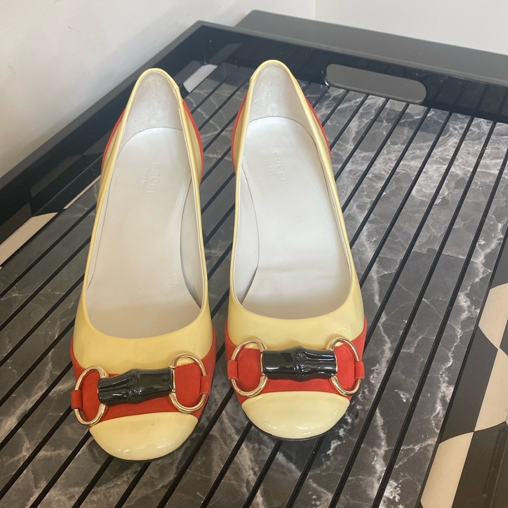 Gucci Editorial Color-blocked Pump with Black Bit